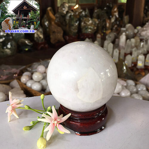 Quả cầu phong thủy đá thạch anh trắng tự nhiên QC800 nặng 510gr đường kính 7cm  – Vật phẩm phong thủy may mắn