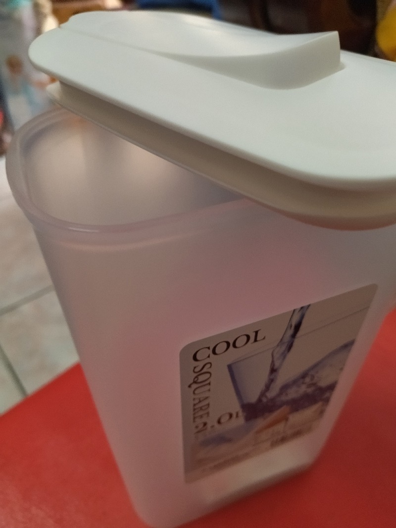 Bình nước Pearl Life Cool Square 2L, làm từ nhựa PP cao cấp vô cùng tiện lợi & hữu ích - nội địa Nhật Bản