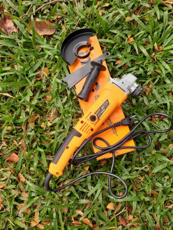 Máy mài góc chỉnh tốc 1010W 5" INGCO AG10108-5- Hàng chính hãng