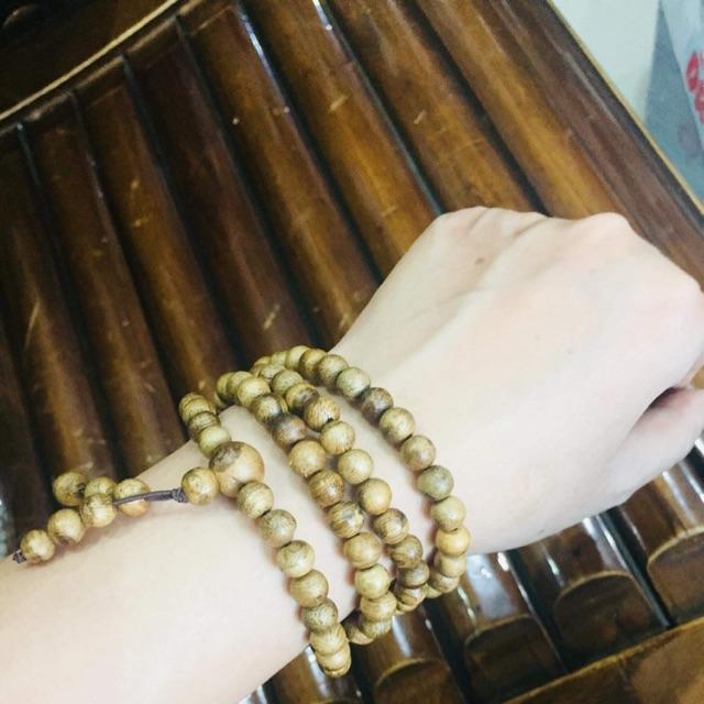 Chuỗi vòng trầm thiên nhiên