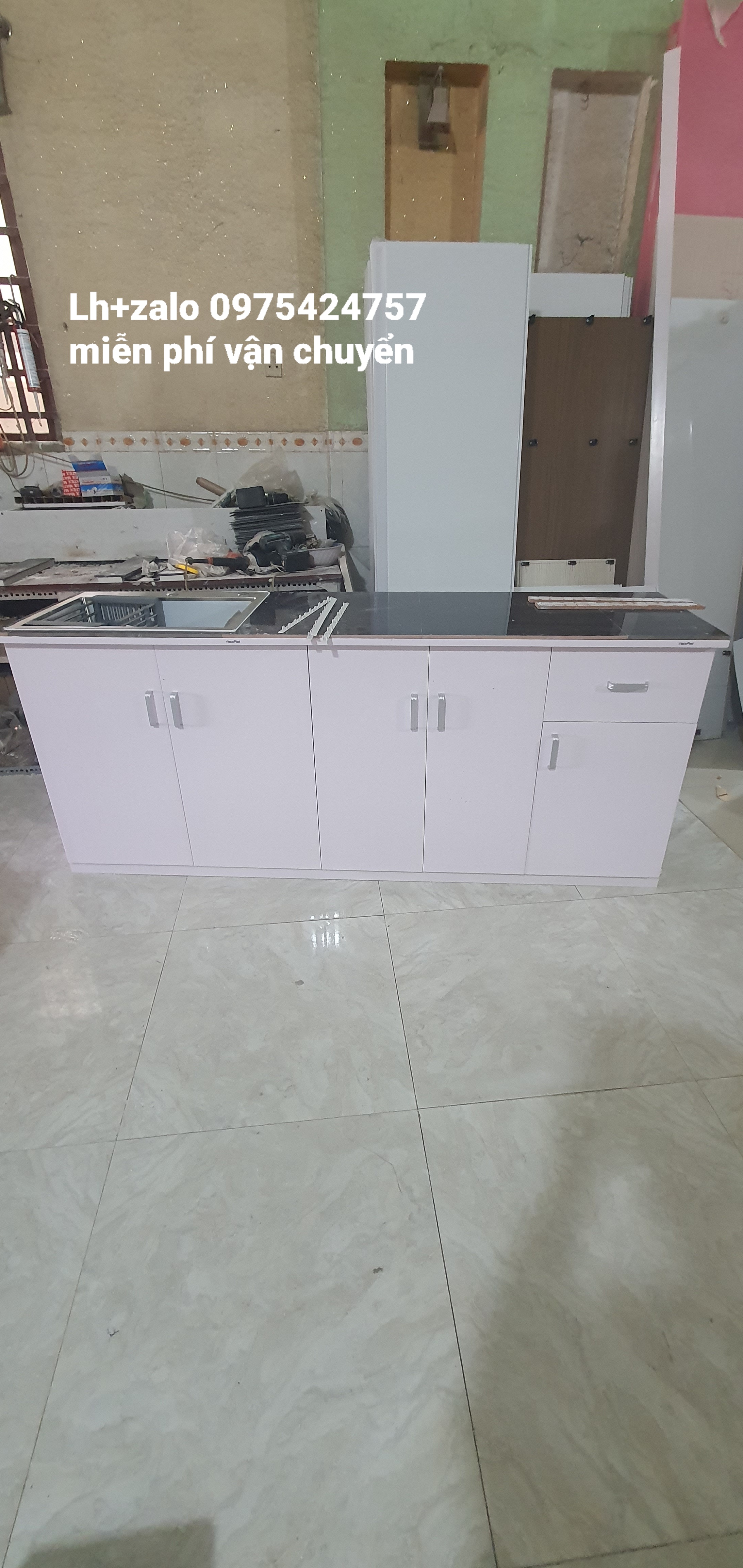 Tủ bếp sẵn bồn mặt gạch giá xưởng