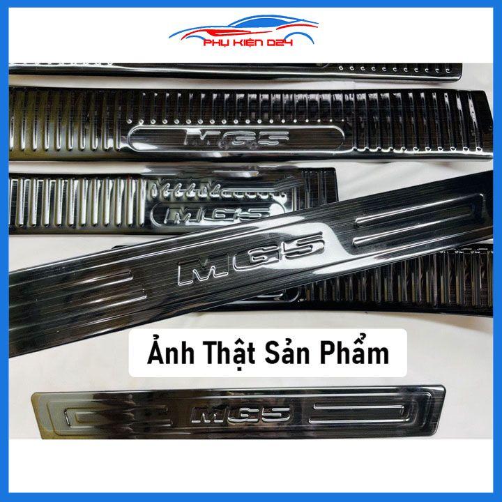 Bộ nẹp bước chân titan MG5 2021-2022-2023 ốp bậc cửa lên xuống chống trầy xước, trang trí xe hơi