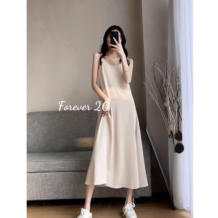 Đầm maxi hai dây cổ tim dáng dài đũi xước hai màu đen be