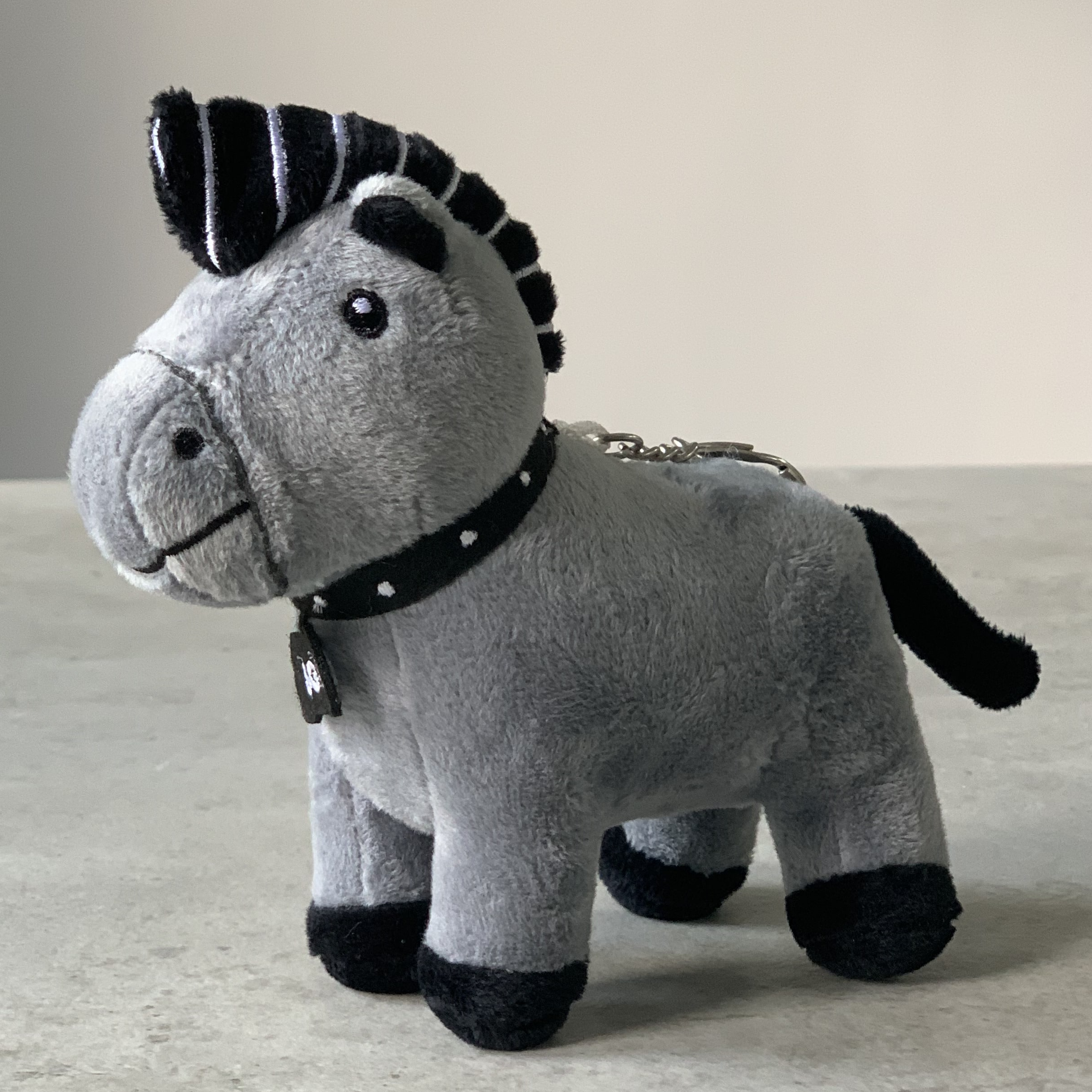 Móc Khóa Ngựa Bông Horshy SAIGON SWAGGER SGS Horsy Stuffed Keychain