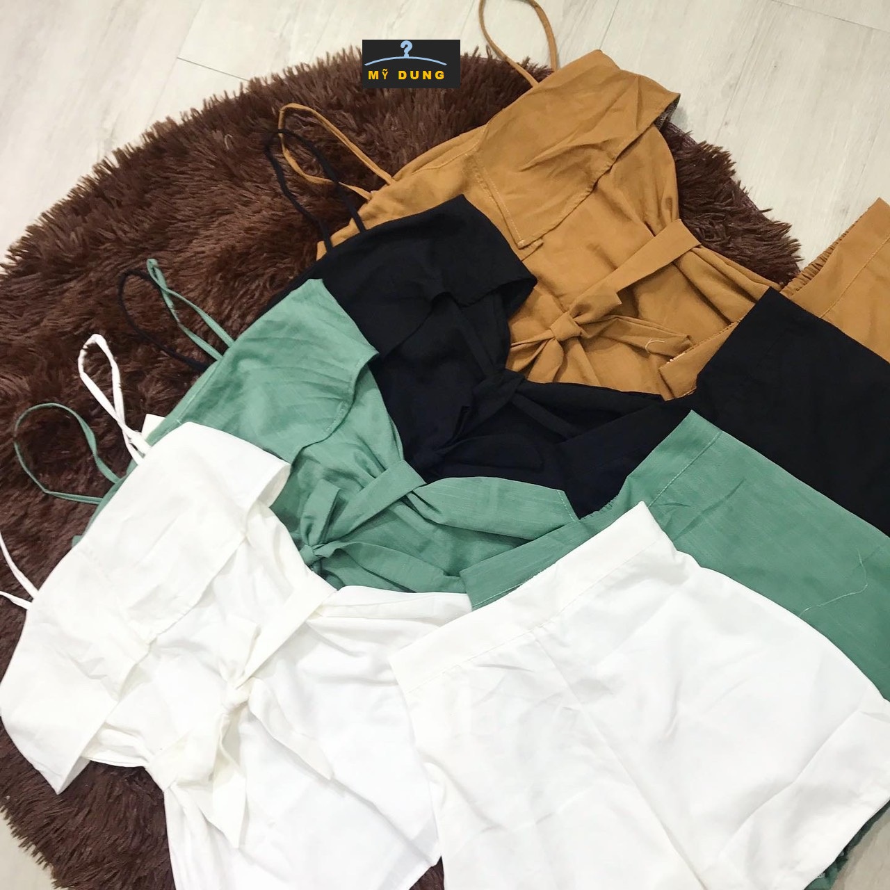 SET ÁO 2S BÈO+ QUẦN SHORT+BELT- ĐƠN GIÃN GỢI CẢM
