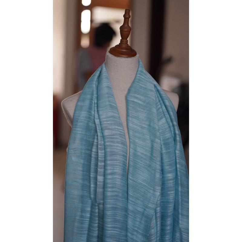 Khăn lụa, Khăn tơ tằm dệt tại Việt Nam, nhuộm màu An toàn, thương hiệu Óng silk, Mã K146a