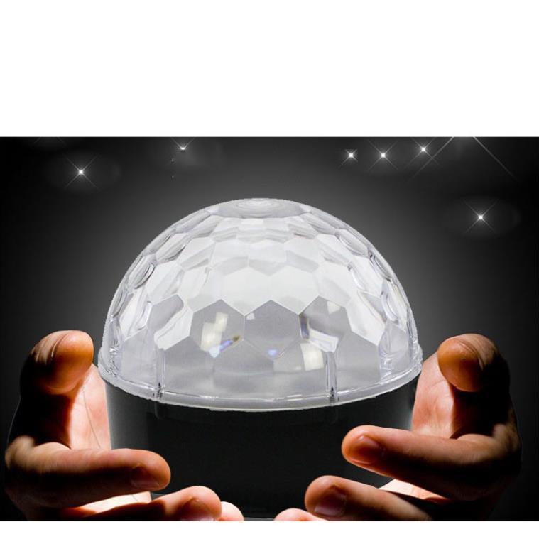 Đèn trang trí sân khấu , phòng karaoke nhiều màu , cảm biến nhạc , xoay 360 độ