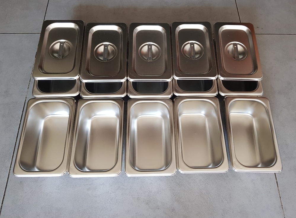 Combo 5 khay inox đựng thạch 10x17 cao 6,5cm có nắp