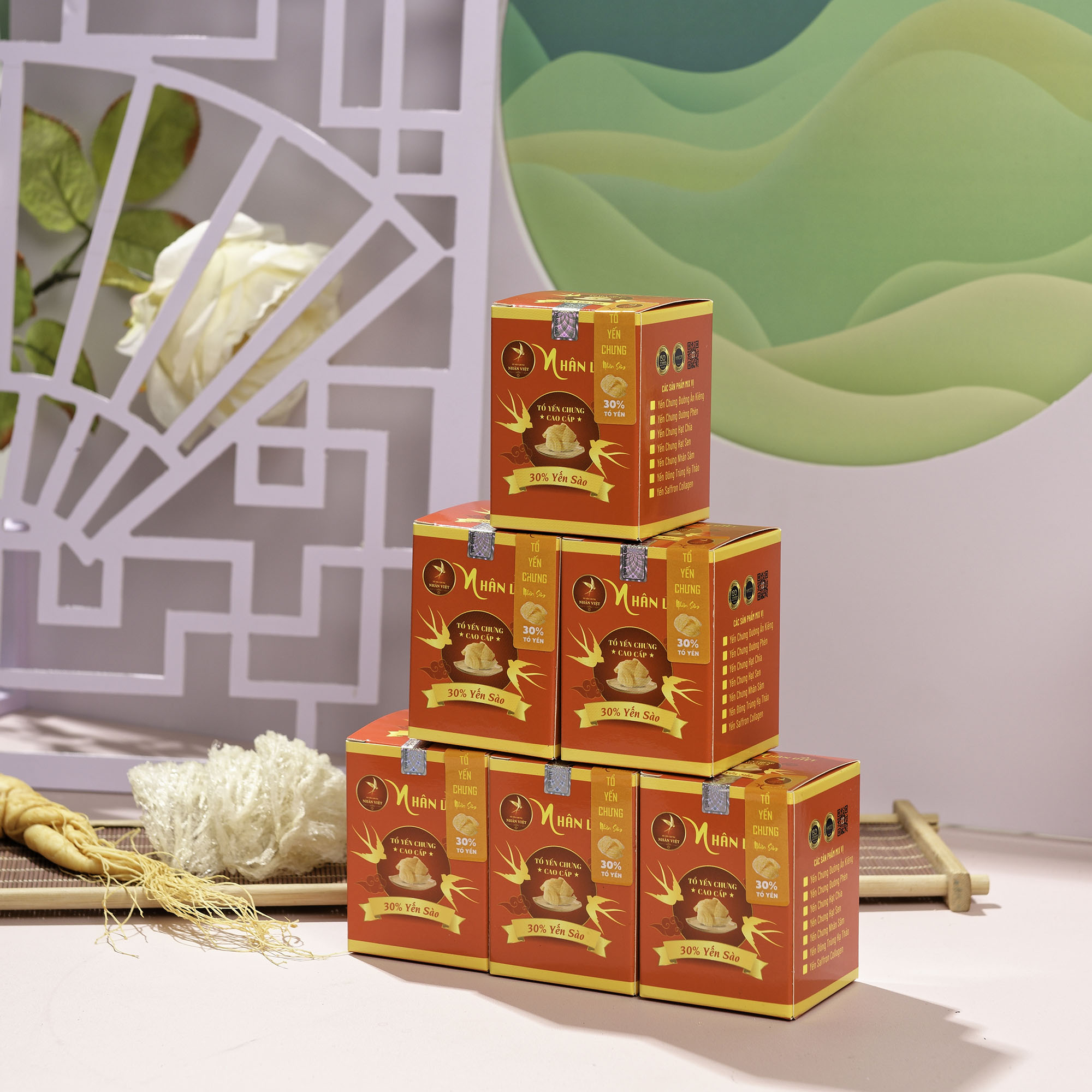 Yến Sào Chưng Nhân Sâm Nhân Việt 30% Yến Nguyên Chất Hũ 70ml