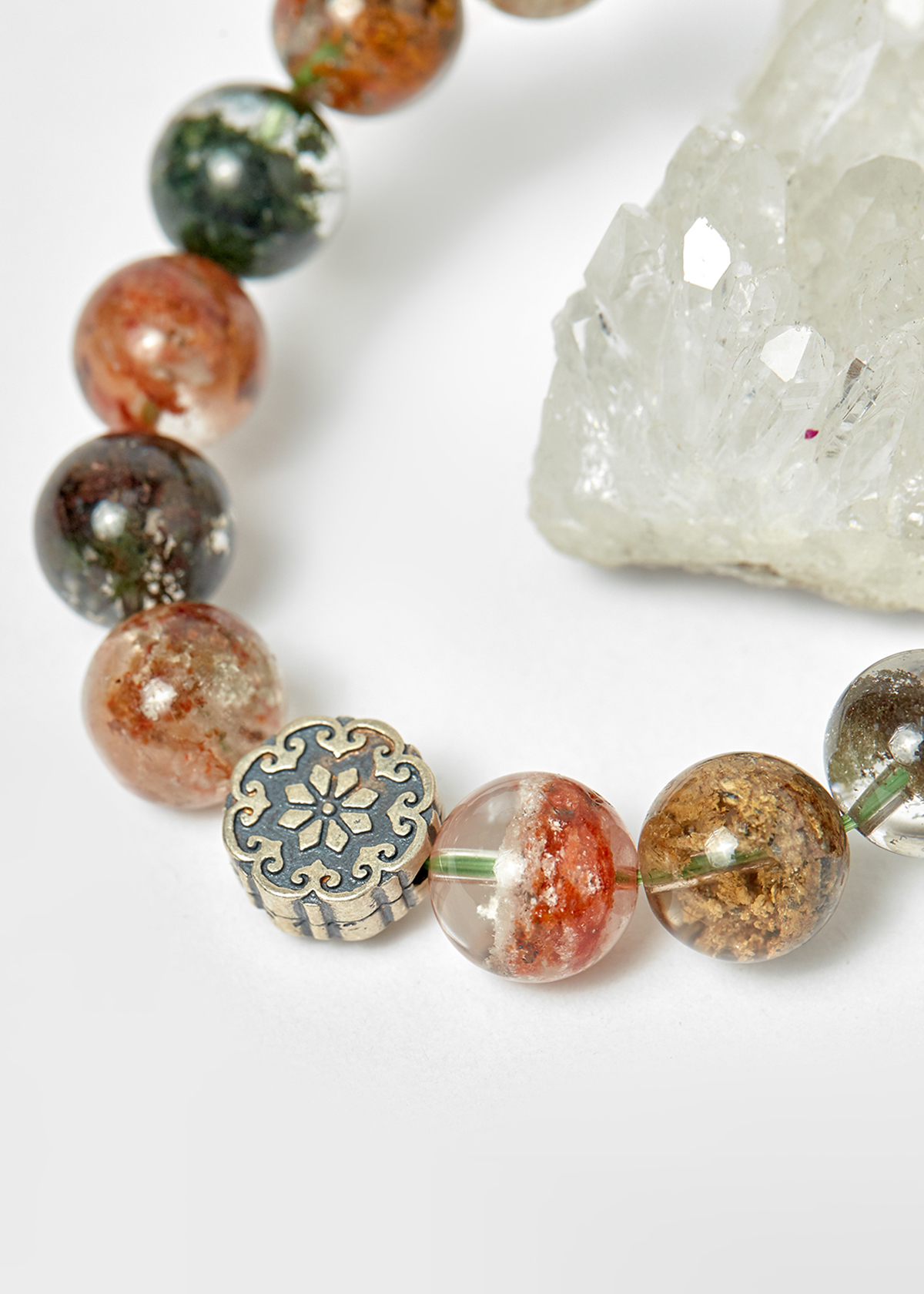 Vòng thạch anh ưu linh phối charm hoa văn bạc hạt 10mm , đk 52mm - Ngọc Quý Gemstones