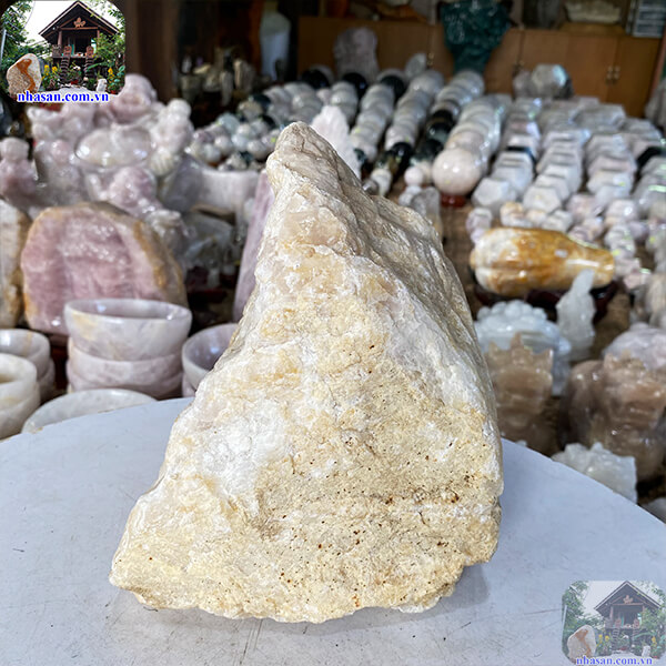 Đá thạch anh trắng hồng thô trấn trạch 7kg -K173