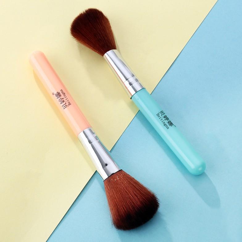 Cọ đánh phấn phủ má hồng Brush Beitingna