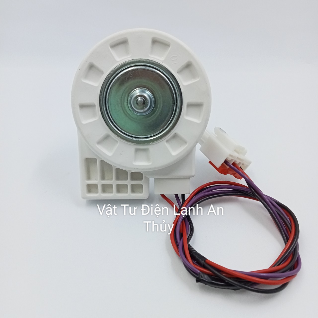 Quạt tủ lạnh sứ AQUA 13V 3 dây - Quạt Tủ Lạnh AQUA 13V 3 dây - Mô Tơ Quạt Tủ Lạnh AQUA