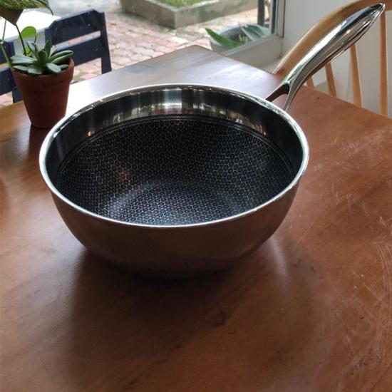 Chảo chống dính sâu lòng đáy từ 3 lớp đúc liền cao cấp Kims Cook Blackcube siêu bền , cào không xước ,tặng 10 muỗng ăn