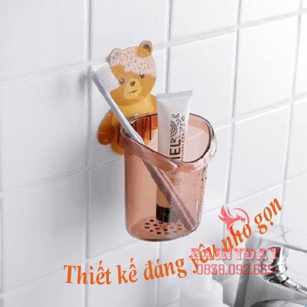 Kệ giá treo đồ để đựng bàn chải và kem đánh răng dán gắn tường cute dễ thương hình cốc gấu xinh đẹp