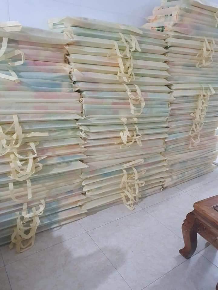 Thảm xốp gấp gọn xpe 2 mặt cho bé tập bò chống ngã chống thấm