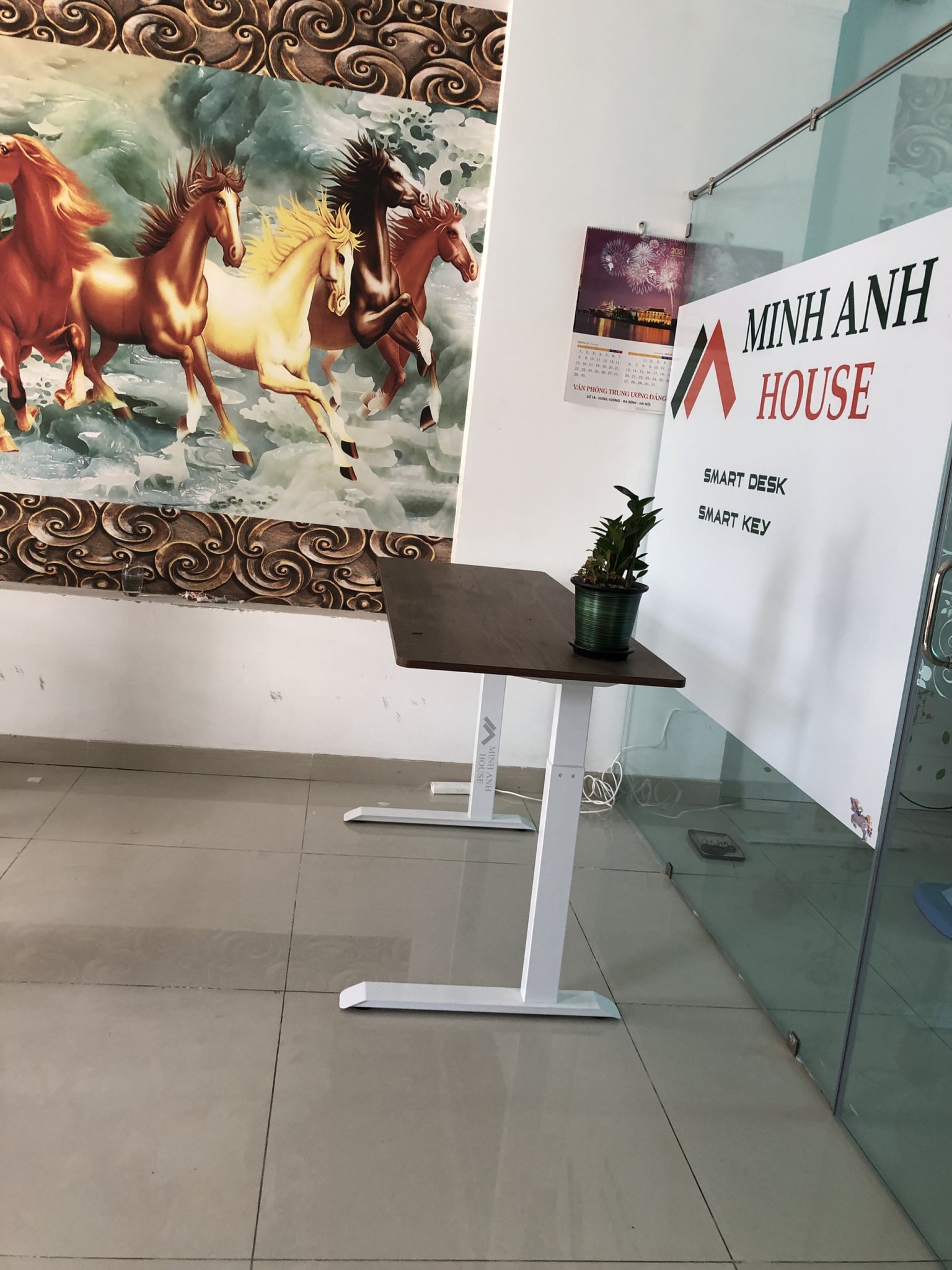 Bàn thông minh 01 motor 02 phân đoạn MAH.015