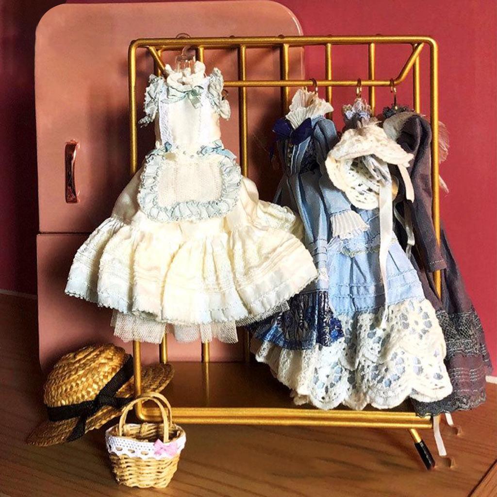 1:6 Metal Wardrobe Clothes Storage Organizer Clothes Rack Simulation Bedroom Furniture Supplies Scenery Accs