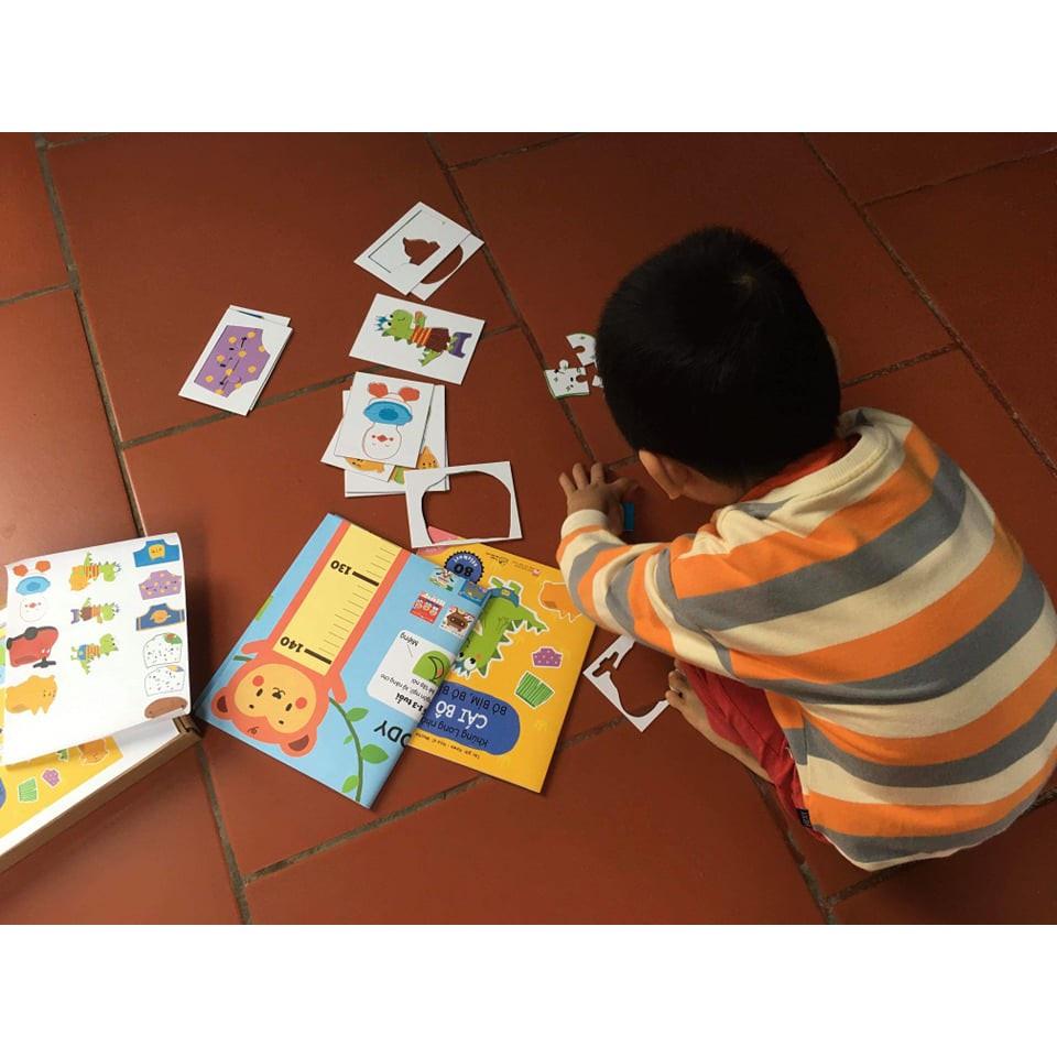 Hộp Sách - Ehon bóc dán - Khủng long nhỏ - Cái bô bỏ bỉm, bỏ bỉm! (Tặng kèm Hộp sách + puzzle + thước đo chiều cao)