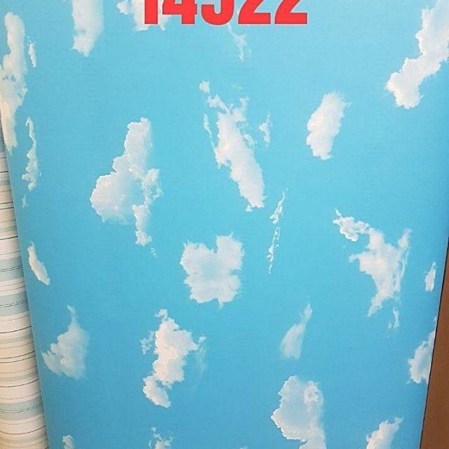 Decal dán tường mây trời