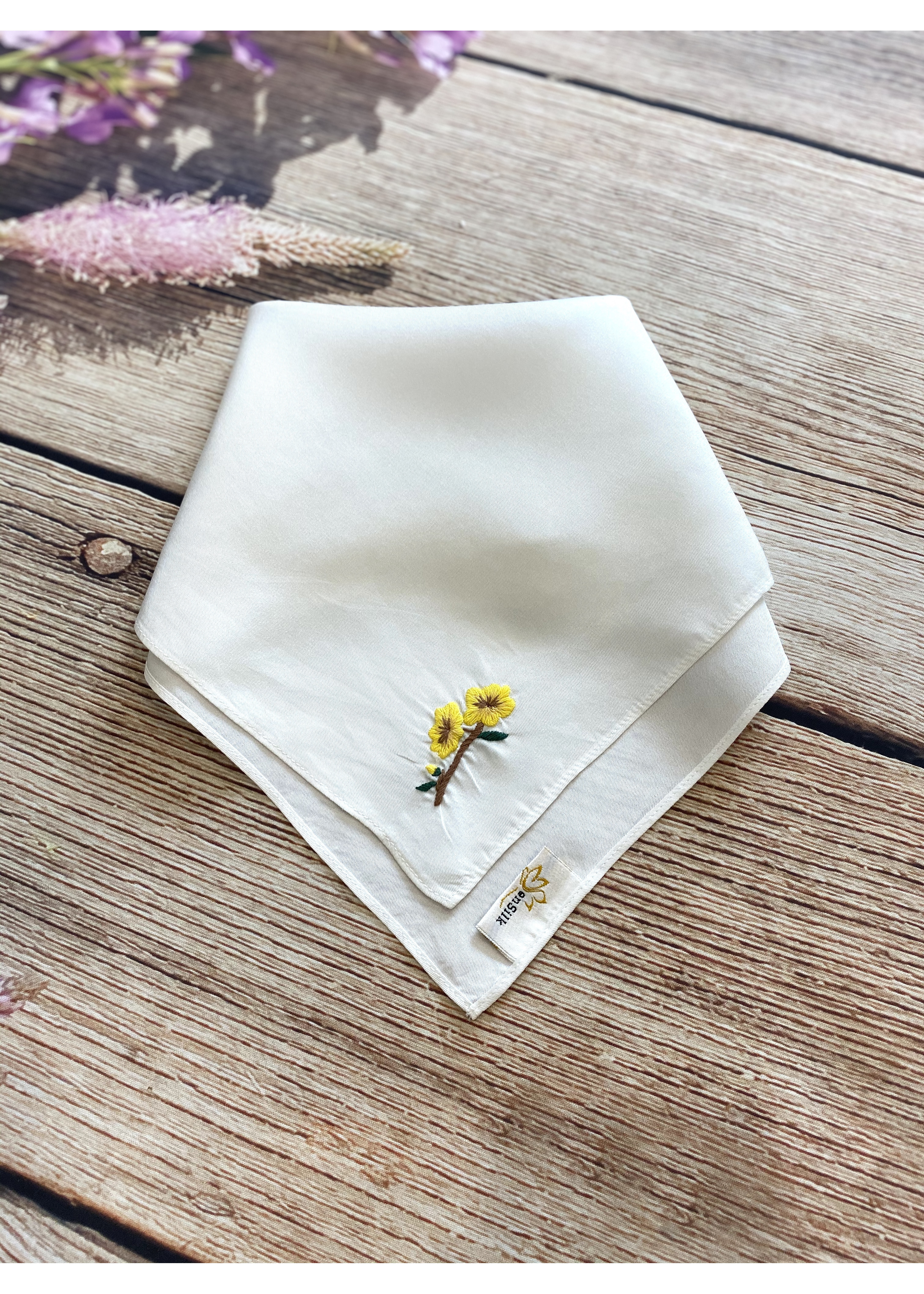 Khăn Lụa Thêu Mai Vàng SenSilk Trắng Quà Tết Việt 