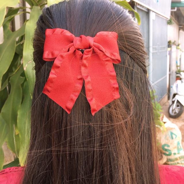 Kẹp nơ viền bèo đơn giản