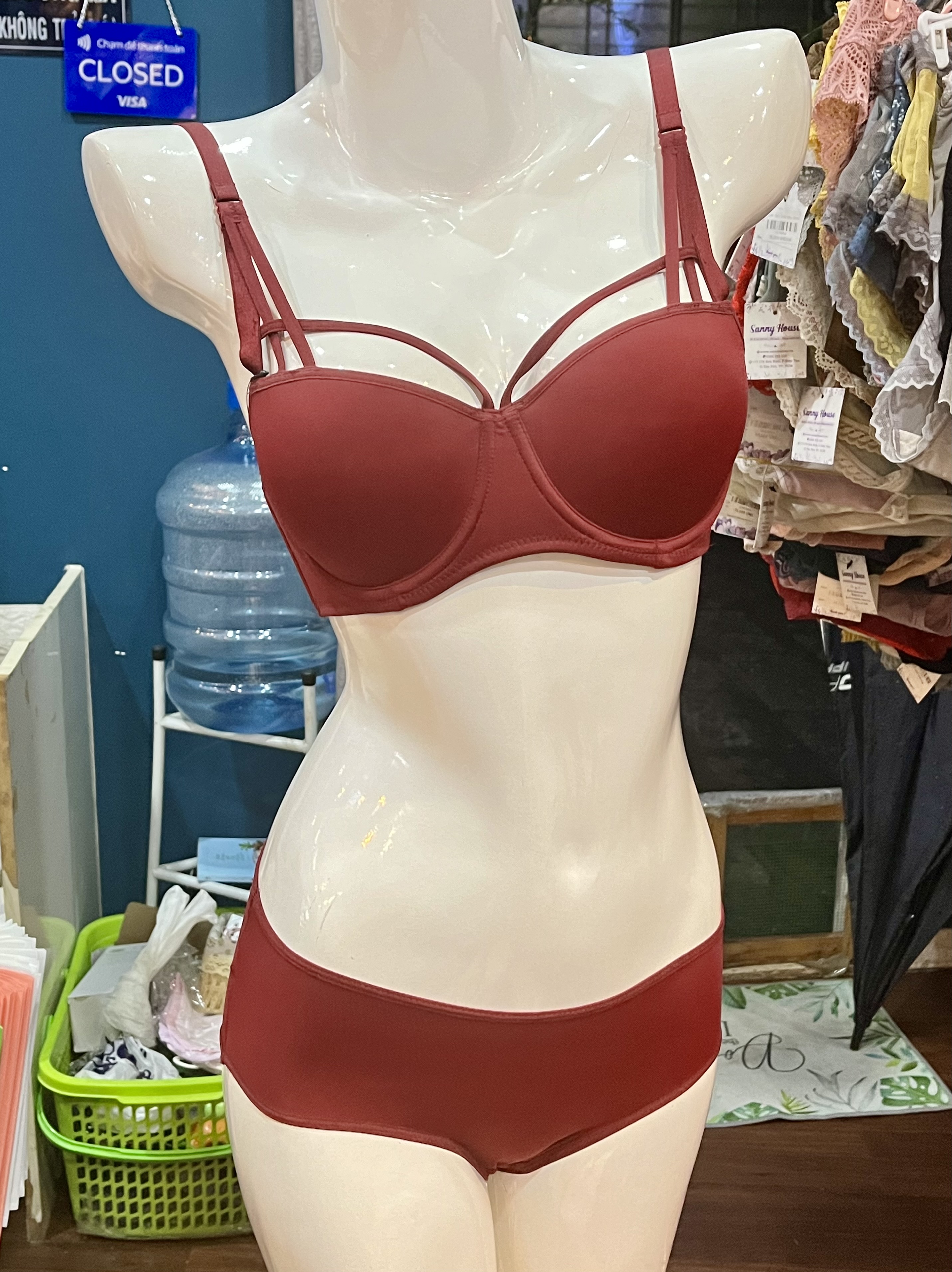 Bộ đồ lót cotton trơn tạo kiểu mút vừa có gọng quần ôm nguyên mông sexy