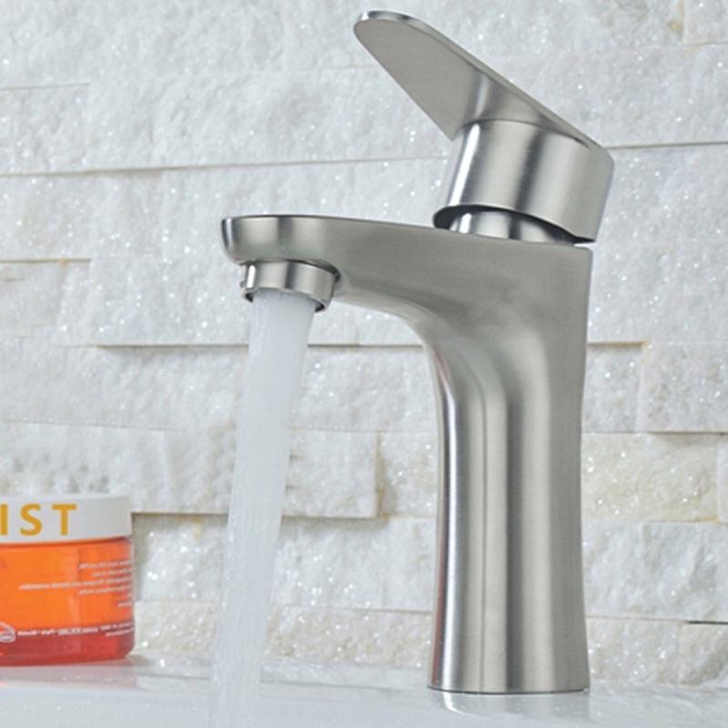 Vòi Lavabo Eo Nóng Lạnh Inox 304+ 2 sợi dây cấp 50cm