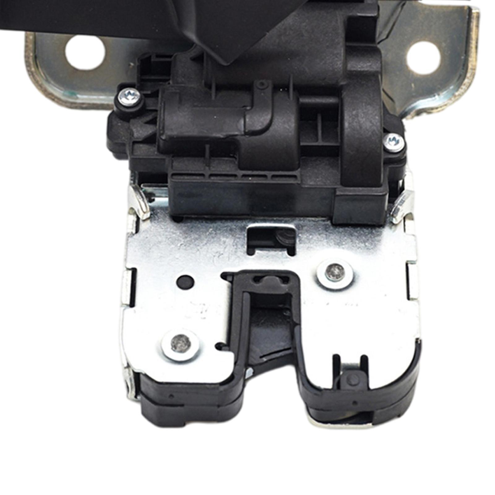 Rear Tailgate Lock 5C6827505   Lock    2011-2018