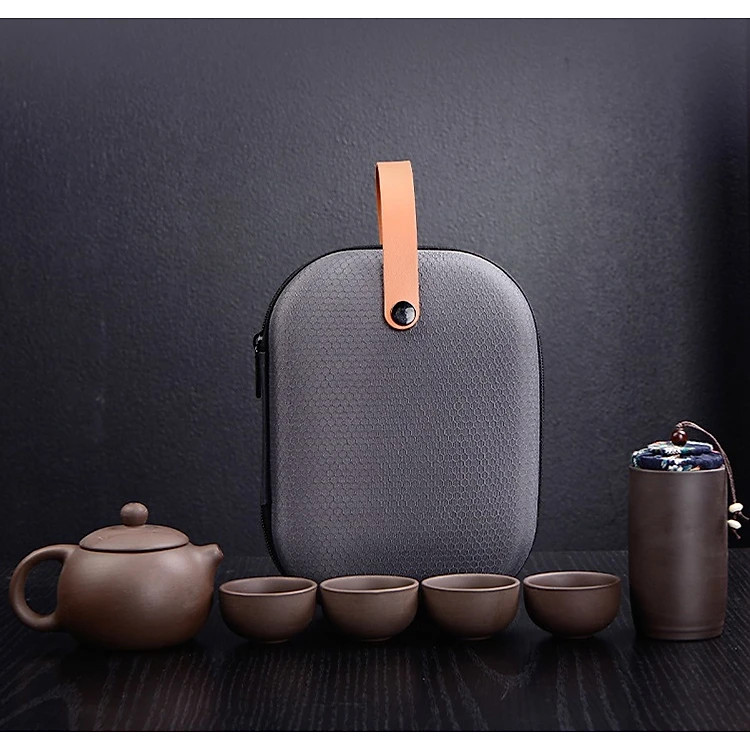 Bộ Bình Trà Tử Sa Mini Có Túi Đựng Đi Du Lịch Tiện Lợi Thích Hợp 2 - 4 Người Dùng Gồm 1 Ấm Trà, 4 Tách, 1 Bình Đựng Trà - Hàng chính hãng