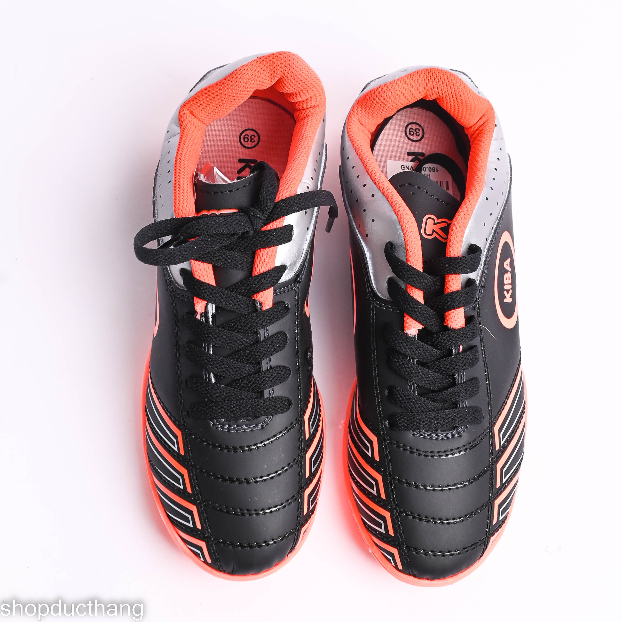 Giày đá banh sân cỏ nhân tạo