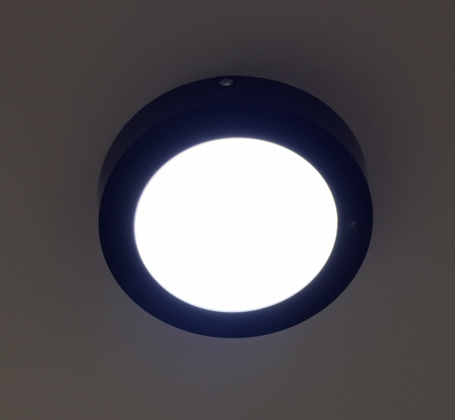 Đèn LED ốp nổi viền đen 12w ánh sáng trắng