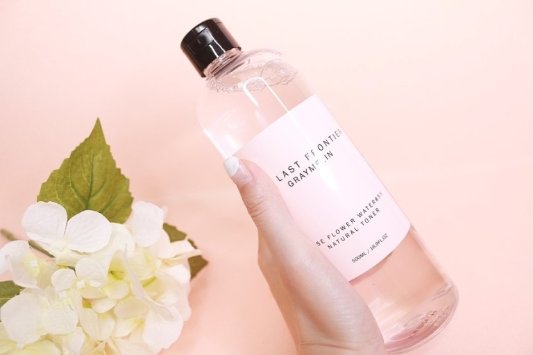 Toner cân bằng da hoa hồng Graymelin Rose Flower Water85% Natural Toner 500ml