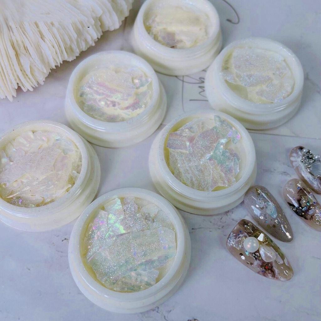 Hủ xà cừ trắng dùng để trang trí móng Nail 12k/hủ