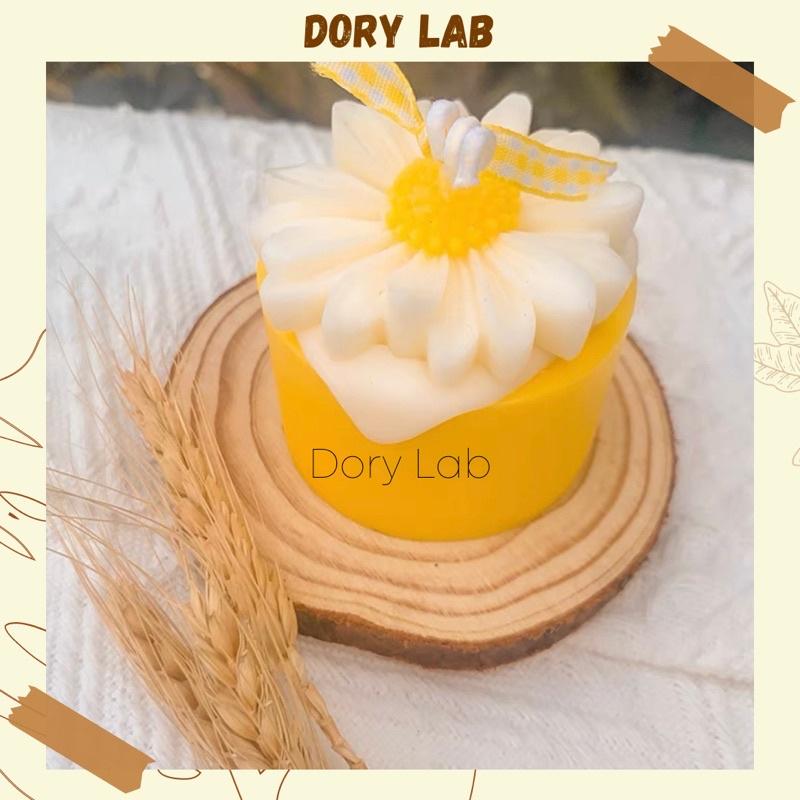 Nến Thơm Bánh Kem Hoa Cúc Vintage Handmade, Quà Tặng Độc Đáo - Dory Lab