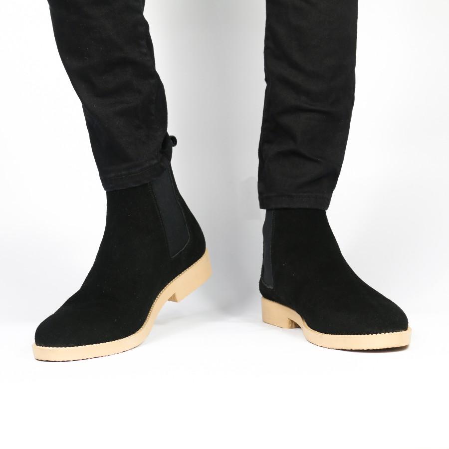Chelsea Boots Tan da lộn, thích hợp với quần jeans