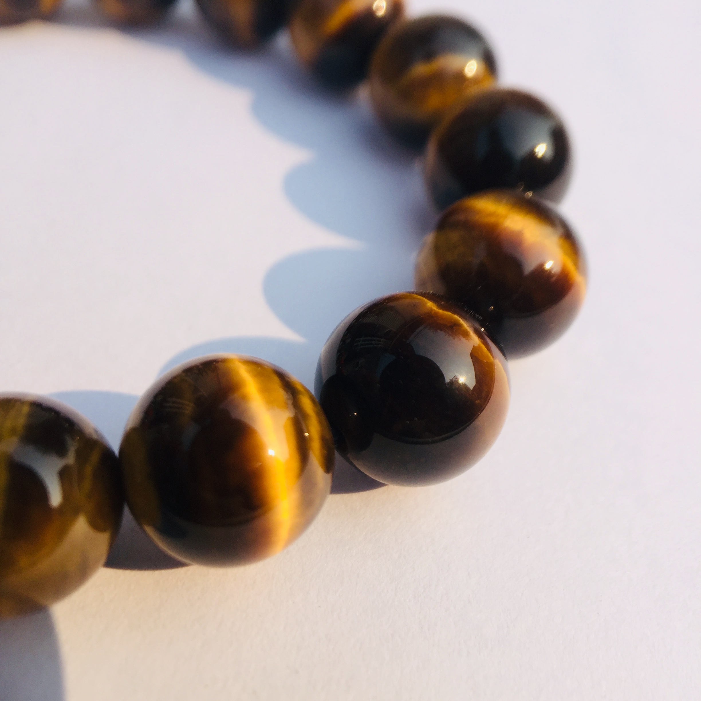 Vòng Đá Mắt Hổ Nâu Vàng 10 ly - NEJA Gemstones