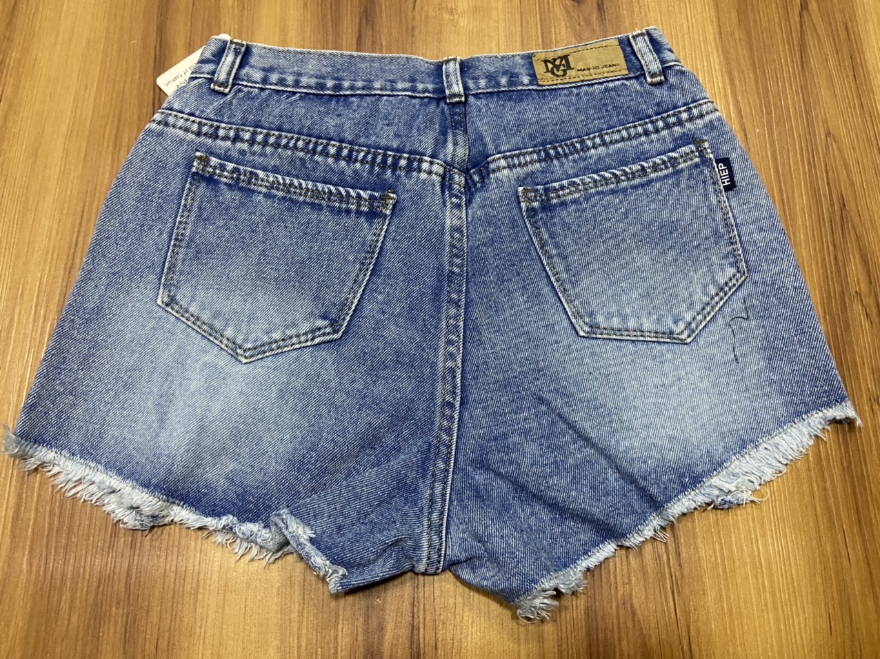 Quần Đùi Jean Nữ M04