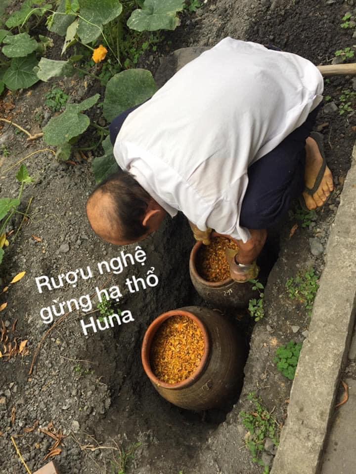Cốt nghệ gừng gấc hạ thổ Huna'shome