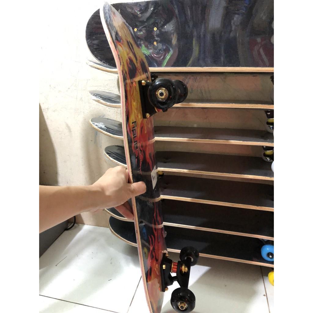 Ván trượt Skateboard cao cấp CHỚP LỬA NAM CHÂM - NỌC ĐỘC BỌ CẠP đẳng cấp QUỐC TẾ