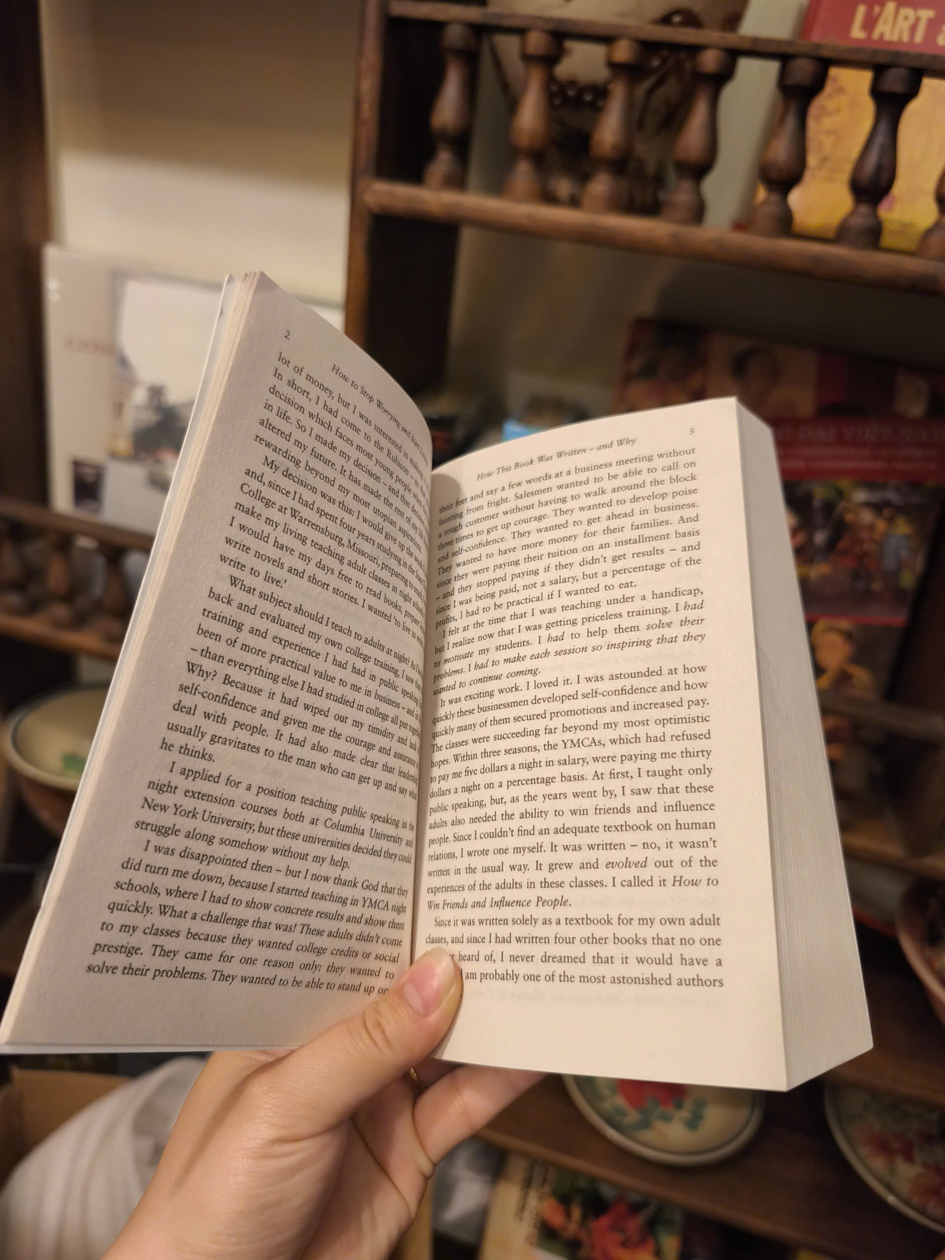 Sách - How To Stop Worrying and Start Living by Dale Carnegie - Self Help/Nonfiction/Psychology