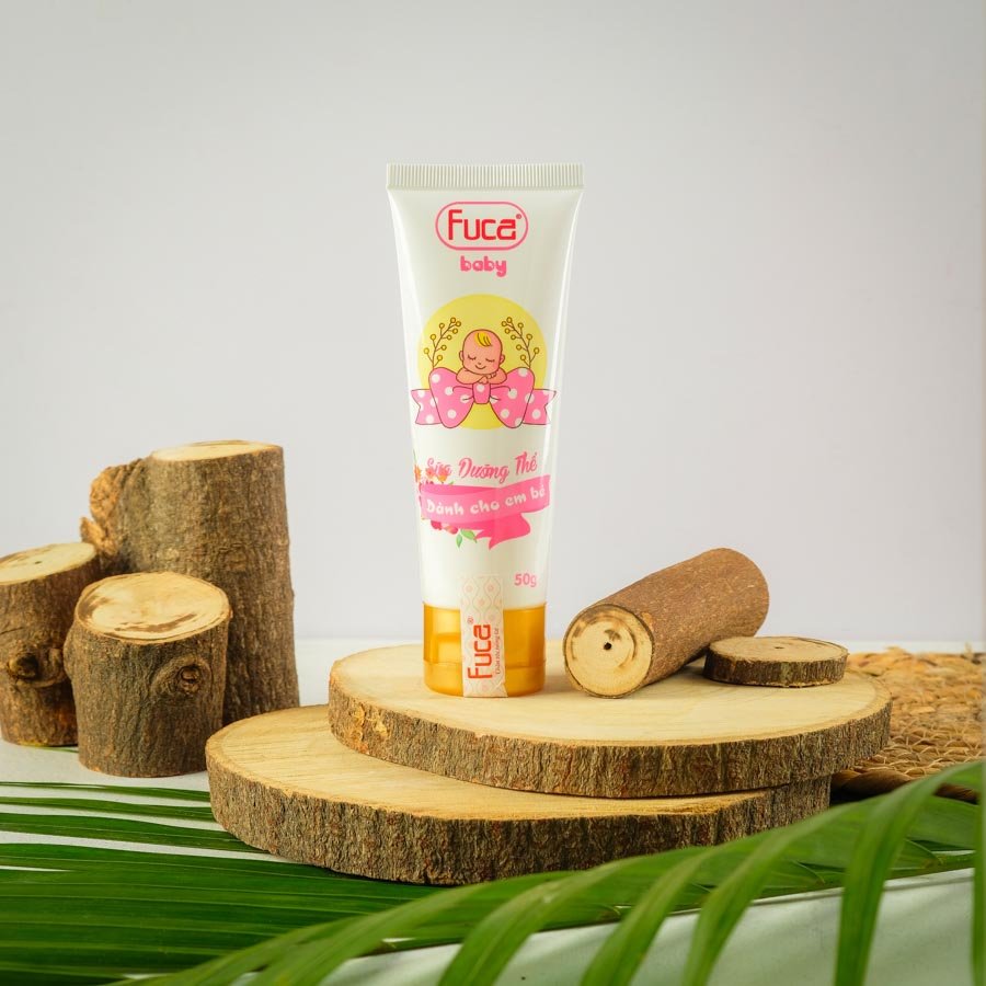 Sữa dưỡng thể Fuca Baby - Chiết xuất mầm lúa mạch (50g)