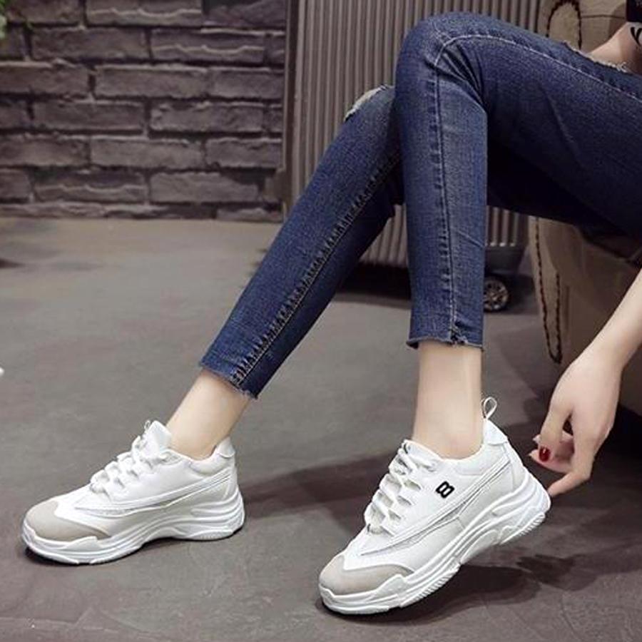 Giày sneaker nữ số 8 kim tuyến xinh xắn