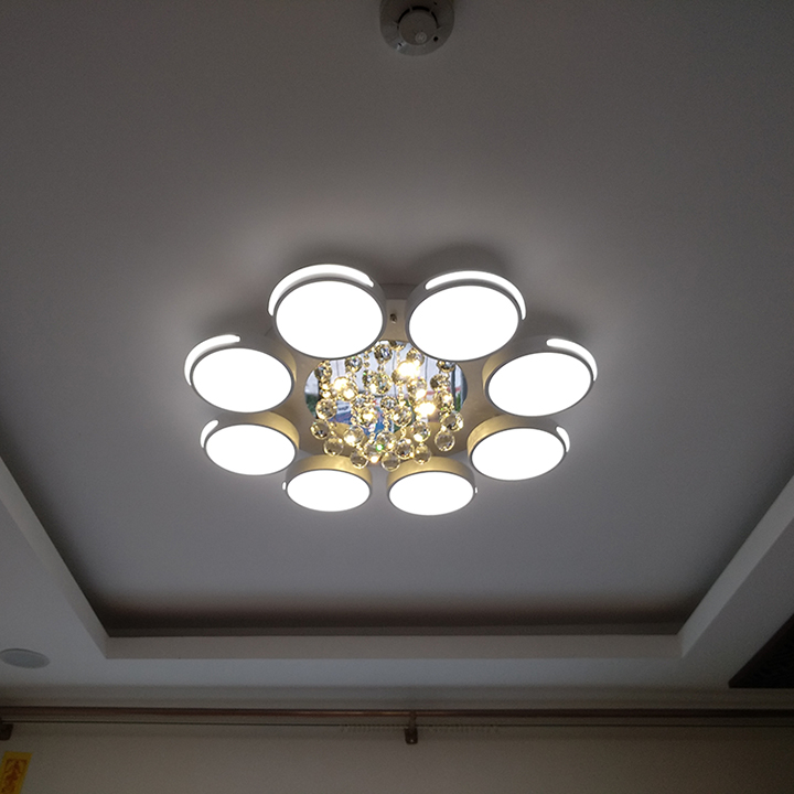 Đèn chùm pha lê phòng khách đẹp - HOMELADY05
