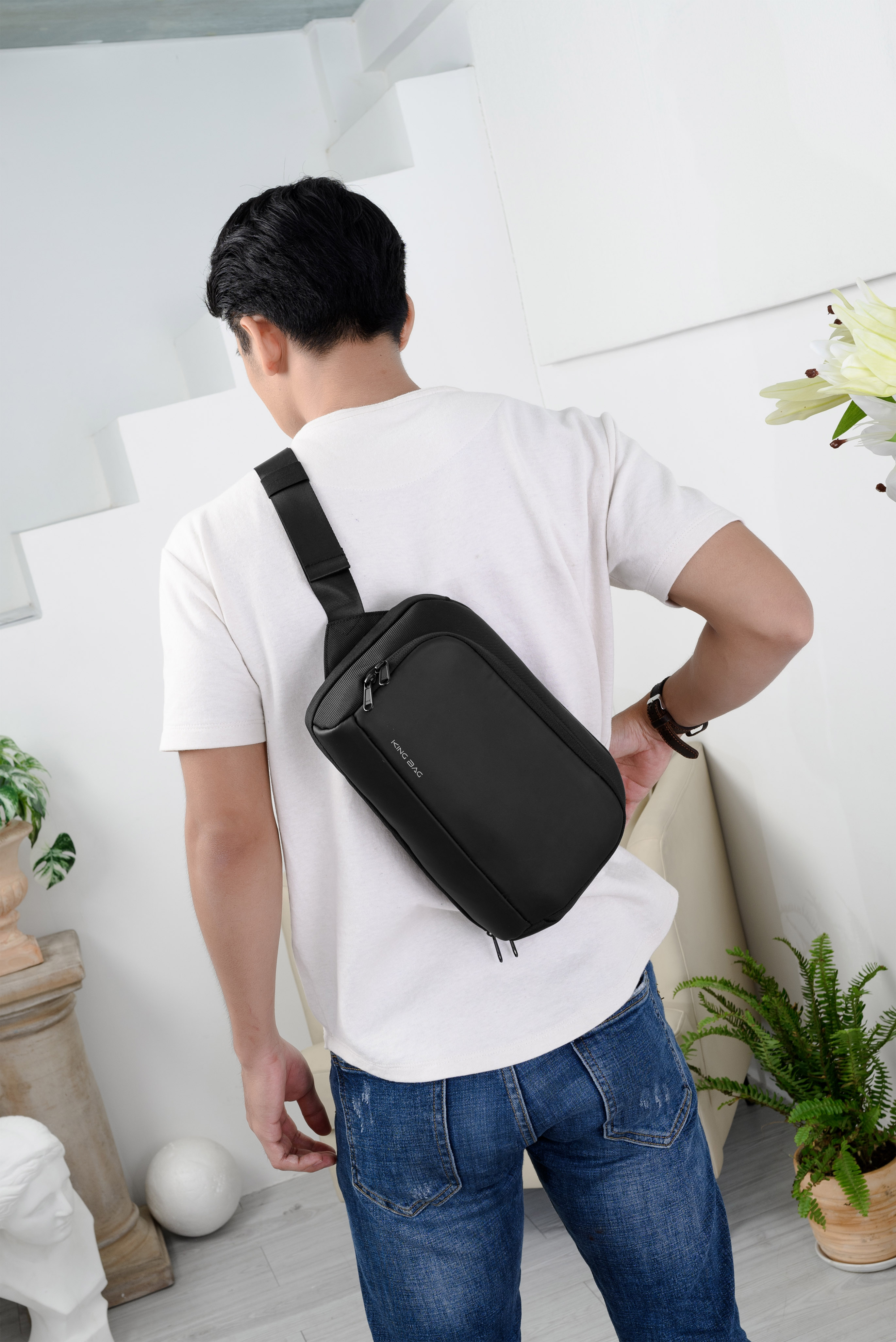 Túi đeo chéo đẳng cấp, hiện đại KINGBAG ORI 9.7”, nhiều ngăn, chống trộm vải kháng nước tốt, khóa YKK, màu đen - Hàng chính hãng