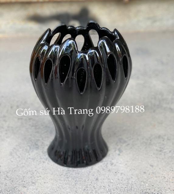 Lọ hoa bàn tay phật phiên bản màu đen huyền bí sang chảnh gốm sứ Bát Tràng cao cấp