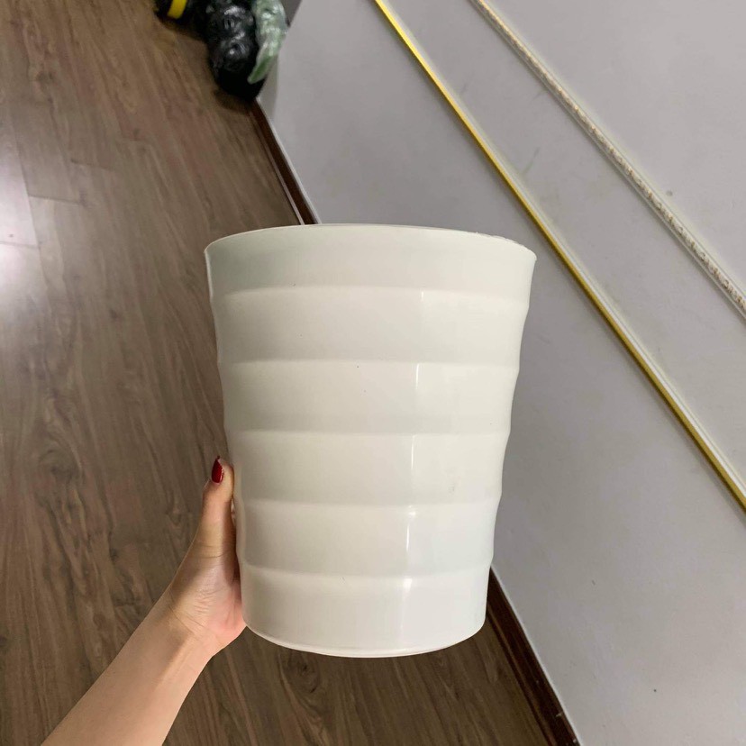Chậu nhựa tròn cao xoắn trồng cây,trồng hoa miệng 32 cm - cao 26 cm - đáy 20cm