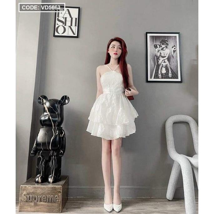 ĐẦM CỔ YẾM REN XẾP TẦNG DÁNG XOÈ