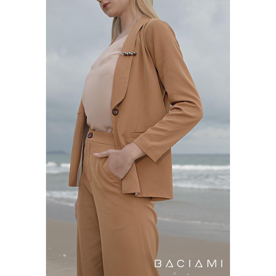 Baciami-Bộ Vest Lụa Cổ Sam