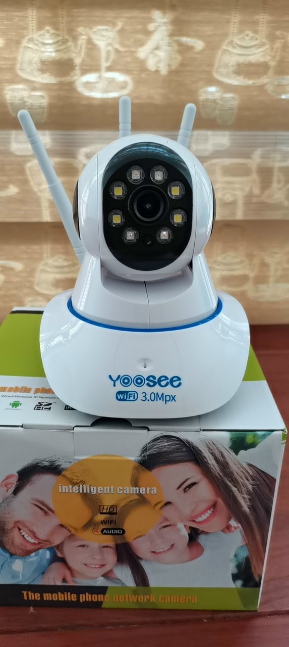 CAMERA YOOSEE 3.0 ,KÈM THẺ NHỚ 64G .HÀNG CHÍNH HÃNG